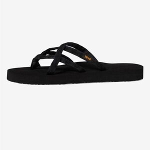 Tevas Olowahu Sandals